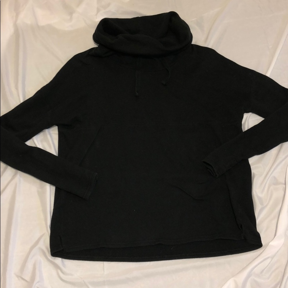 SO sweatshirt with turtle neck